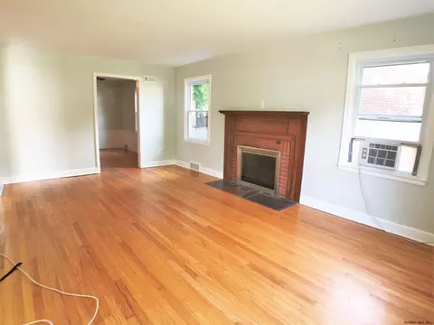 1309 Keyes Ave, Schenectady, NY 12309 photo 8
