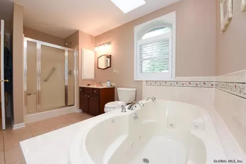 3231 E Lydius St, Schenectady, NY 12303 photo 26