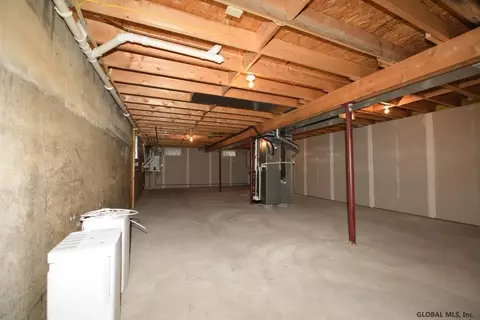 3231 E Lydius St, Schenectady, NY 12303 photo 28