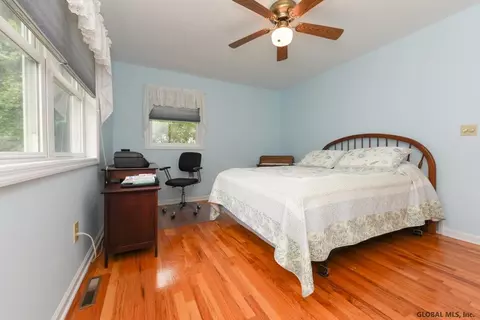 3231 E Lydius St, Schenectady, NY 12303 photo 19