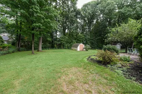 3231 E Lydius St, Schenectady, NY 12303 photo 3