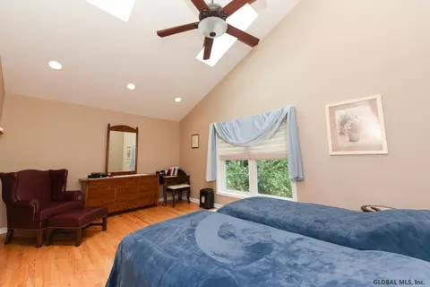 3231 E Lydius St, Schenectady, NY 12303 photo 25