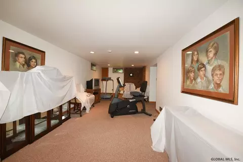 3231 E Lydius St, Schenectady, NY 12303 photo 29
