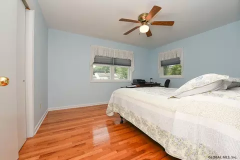 3231 E Lydius St, Schenectady, NY 12303 photo 18