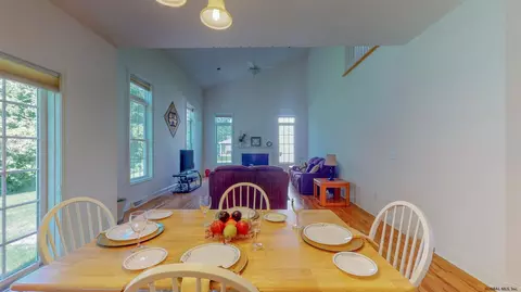 18 Mill Towne Dr, Waterford, NY 12188 photo 17