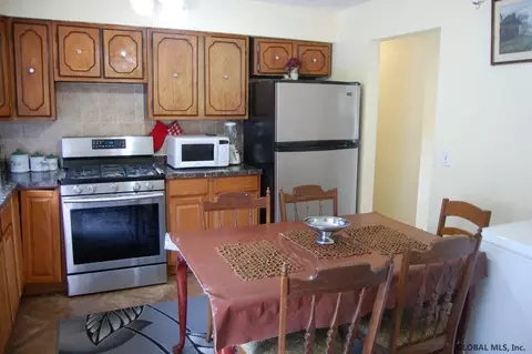 4 Corlear St, Albany, NY 12209 photo 5