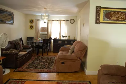 4 Corlear St, Albany, NY 12209 photo 12