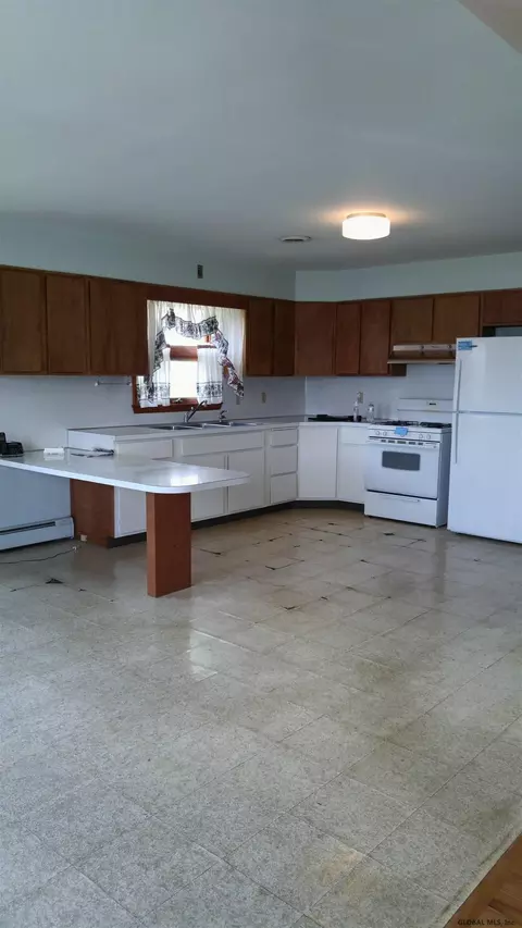 1266 Frantzke Ave, Schenectady, NY 12309 photo 8