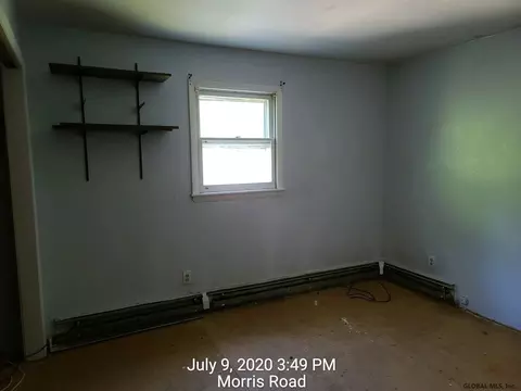 68 Morris Rd, Schenectady, NY 12304 photo 9