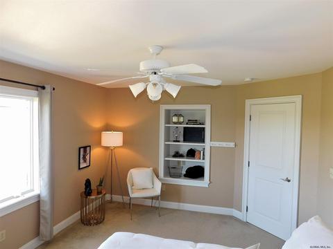 116 Saddlebrook La, Schenectady, NY 12302 photo 47