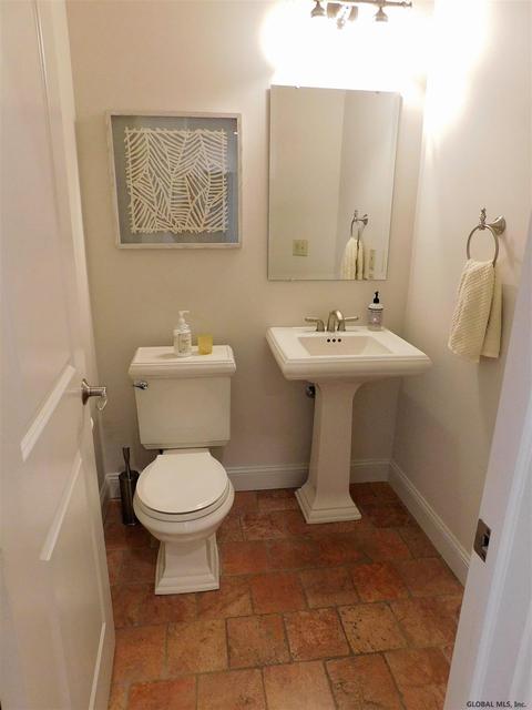 116 Saddlebrook La, Schenectady, NY 12302 photo 67