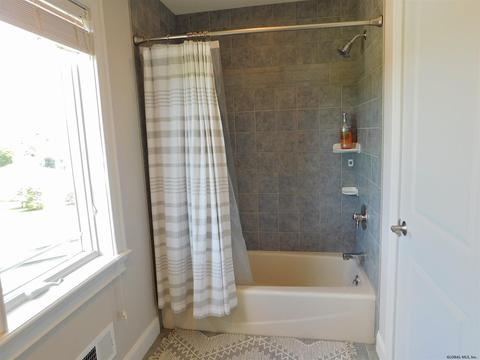 116 Saddlebrook La, Schenectady, NY 12302 photo 64