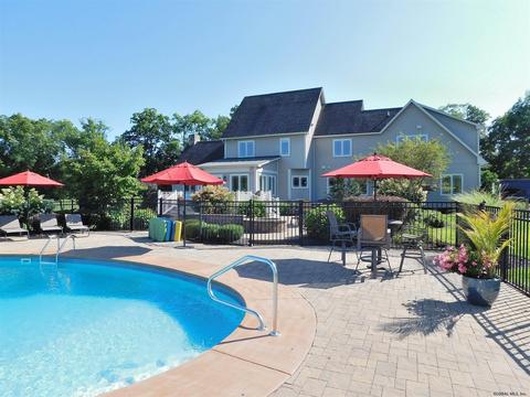 116 Saddlebrook La, Schenectady, NY 12302 photo 24