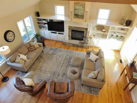 116 Saddlebrook La, Schenectady, NY 12302 photo 4