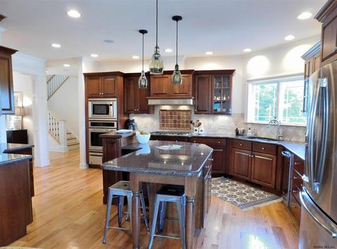 116 Saddlebrook La, Schenectady, NY 12302 photo 9