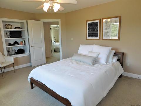 116 Saddlebrook La, Schenectady, NY 12302 photo 46