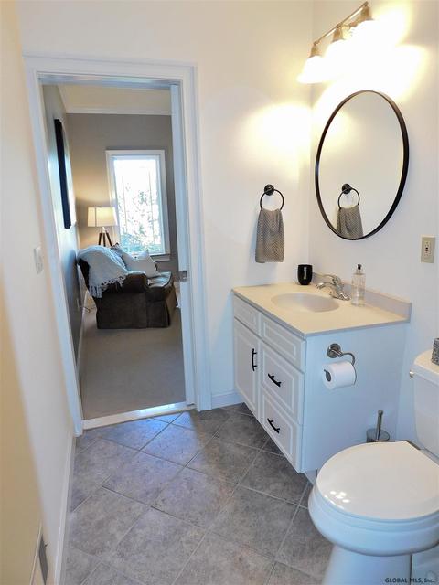 116 Saddlebrook La, Schenectady, NY 12302 photo 40
