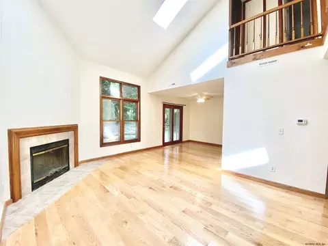 206 Walnut Ln, Slingerlands, NY 12159 photo 7