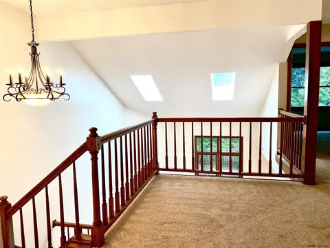 206 Walnut Ln, Slingerlands, NY 12159 photo 8