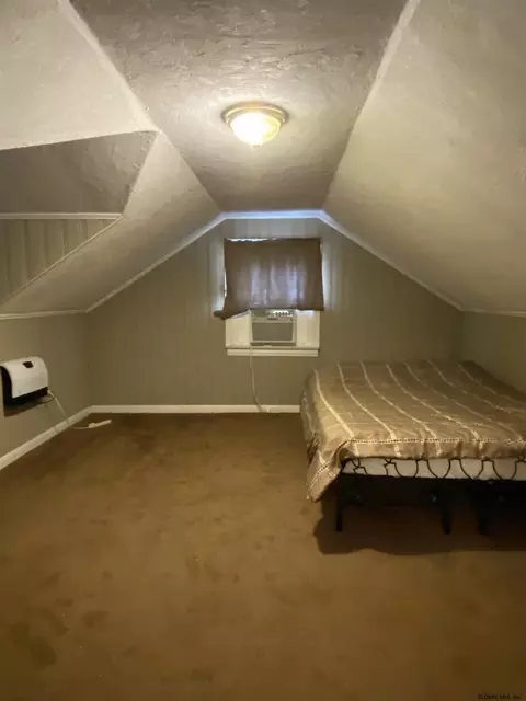 1065 Roberta Rd, Schenectady, NY 12303 photo 20