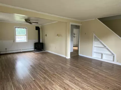 1065 Roberta Rd, Schenectady, NY 12303 photo 11