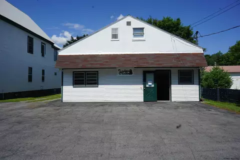 3 Gobel Ave, Corinth, NY 12822 photo 5