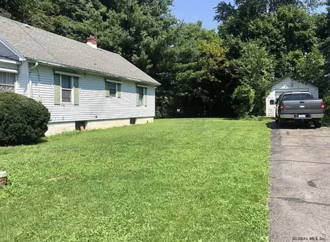 303 Witherow Ave, Troy, NY 12182 photo 2