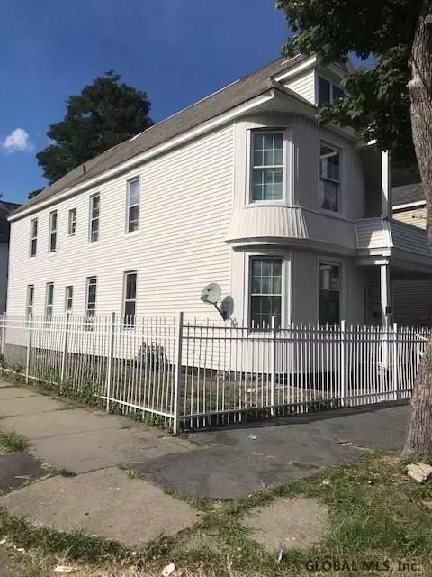 424 Schenectady St, Schenectady, NY 12307 photo 8