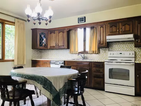 1133 Trinity Ave, Schenectady, NY 12306 photo 13