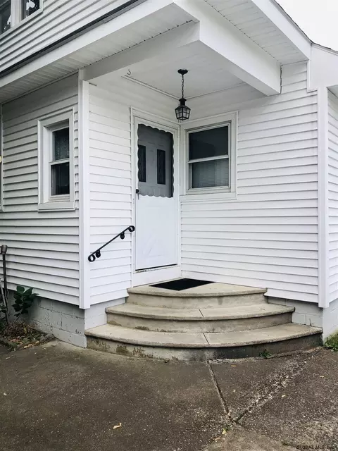 1133 Trinity Ave, Schenectady, NY 12306 photo 10