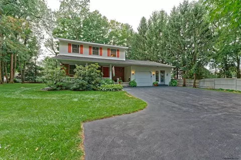 108 Peyton Rd, Schenectady, NY 12303 photo 4