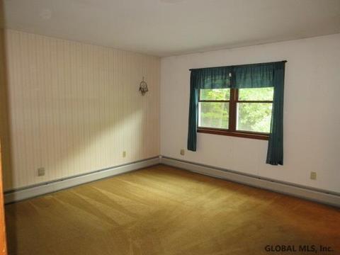 69 Paradowski Rd, Schenectady, NY 12302 photo 21