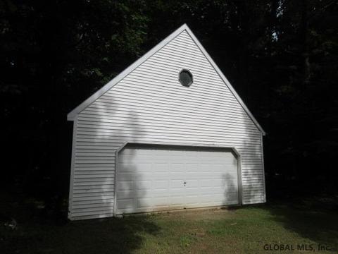 69 Paradowski Rd, Schenectady, NY 12302 photo 23