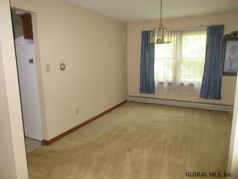 69 Paradowski Rd, Schenectady, NY 12302 photo 6