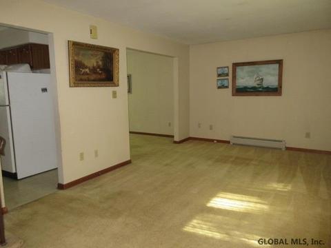 69 Paradowski Rd, Schenectady, NY 12302 photo 5