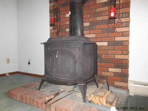 69 Paradowski Rd, Schenectady, NY 12302 photo 11