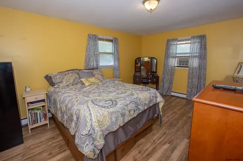 511 Chadwick Rd, Schenectady, NY 12304 photo 21