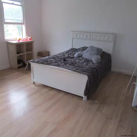 1012 Dresden Ct, Delmar, NY 12054 photo 8