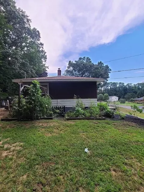 8 Denison Rd, Schenectady, NY 12309 photo 43