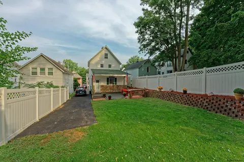 234 Division St, Schenectady, NY 12304 photo 27