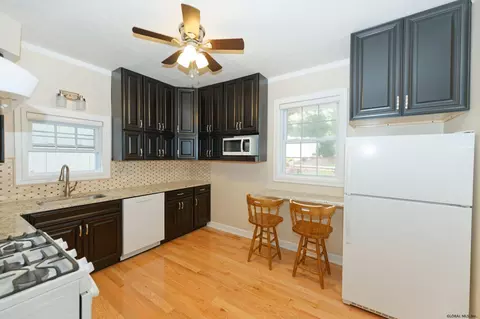 234 Division St, Schenectady, NY 12304 photo 13