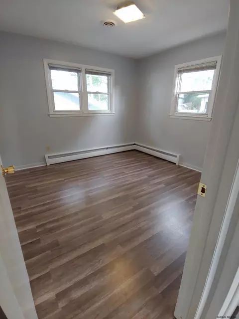974 Obrien Ave, Schenectady, NY 12303 photo 39
