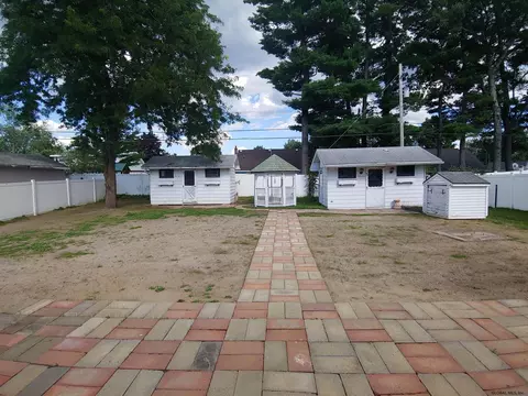 974 Obrien Ave, Schenectady, NY 12303 photo 8