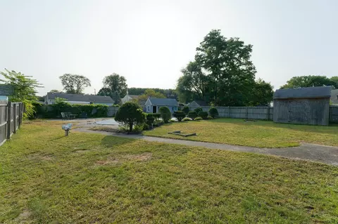 2230 Greenpoint Ave, Schenectady, NY 12303 photo 4