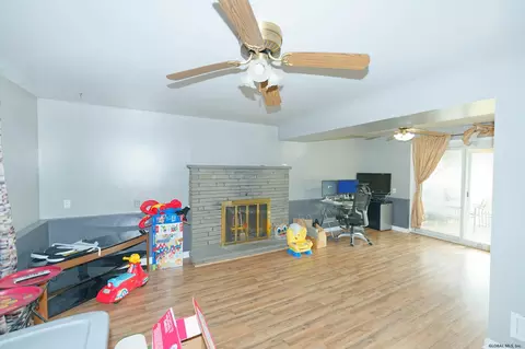 2230 Greenpoint Ave, Schenectady, NY 12303 photo 16