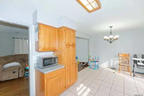 2230 Greenpoint Ave, Schenectady, NY 12303 photo 13