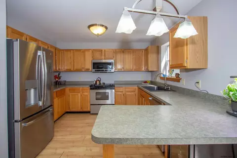 122 Trinity Pl, Selkirk, NY 12158 photo 20