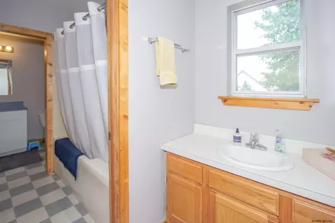 122 Trinity Pl, Selkirk, NY 12158 photo 46