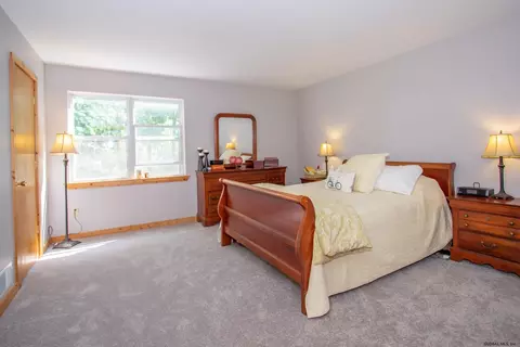122 Trinity Pl, Selkirk, NY 12158 photo 40