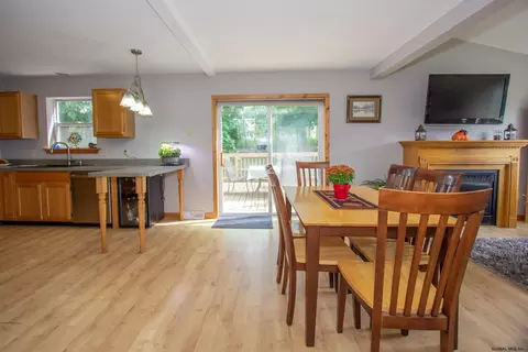 122 Trinity Pl, Selkirk, NY 12158 photo 27